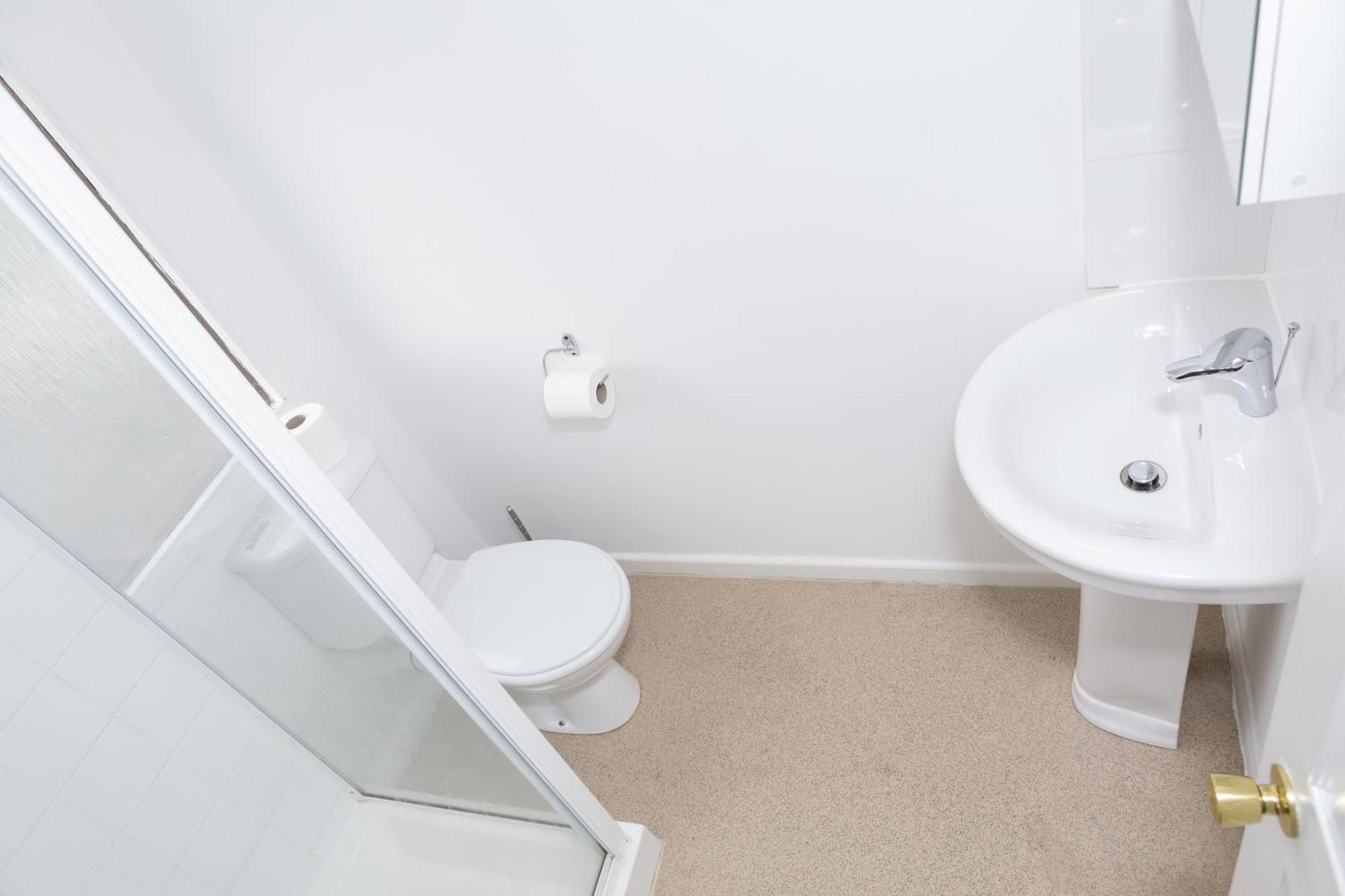 Southend Guest House - Close To Beach, Train Station & Southend Airport Ruang foto